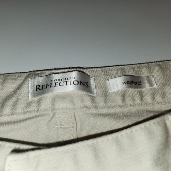 Northern Reflections creamy white jeans. SIze 12 petite - Picture 3 of 4